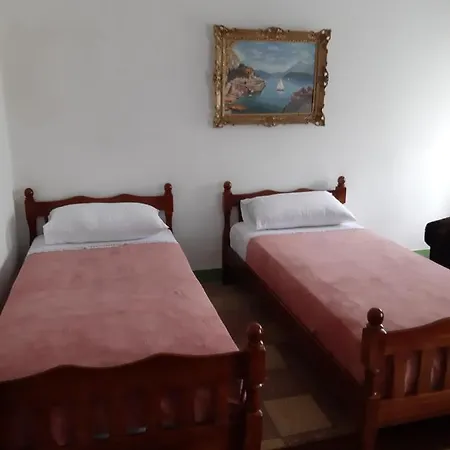 Prázdninový dům Niku Gjirokastër